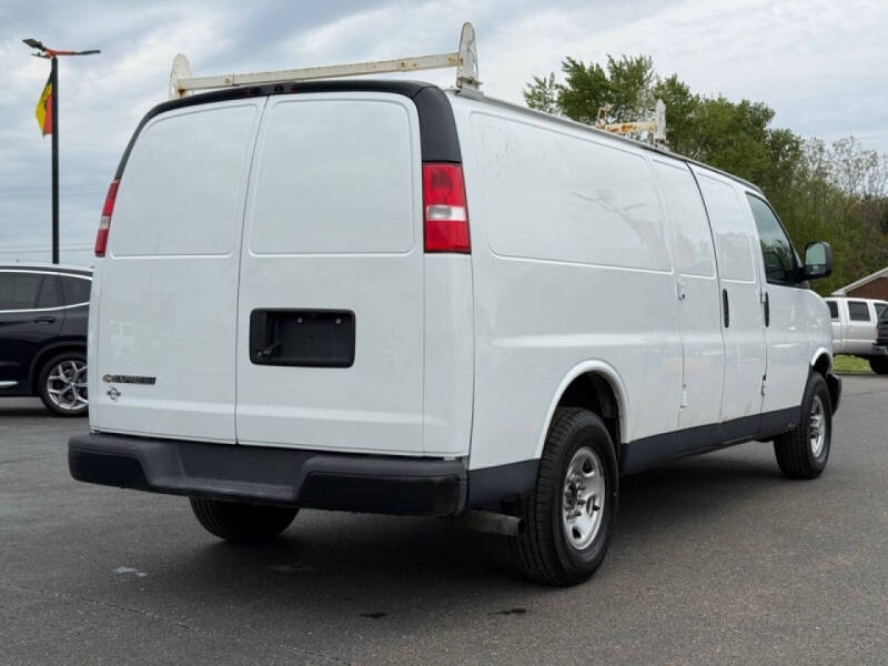 2019 Chevrolet Express 2500