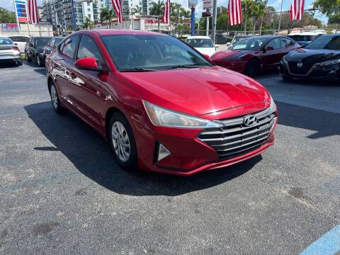 2019 Hyundai Elantra for sale at THE SHOWROOM in Miami FL