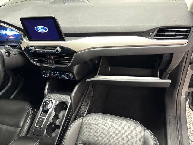 2022 Ford Escape Hybrid SEL