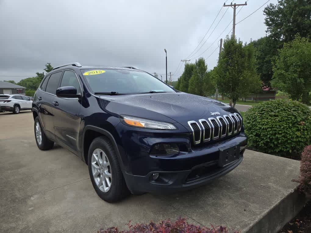 2015 Jeep Cherokee for sale at Dave Warren Used Car Super Center in Westfield, NY