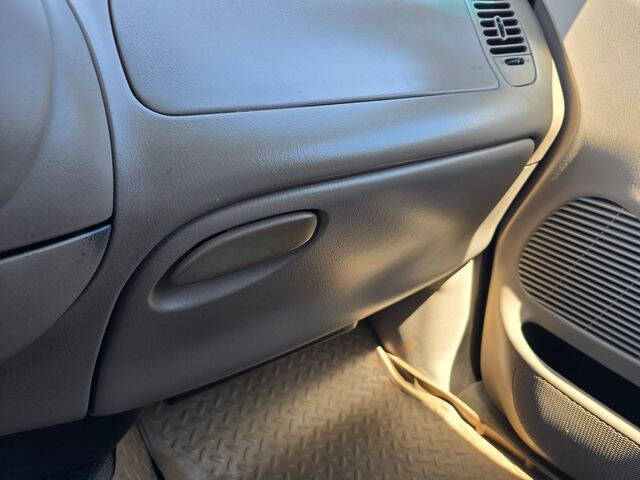 2000 Ford F-150
