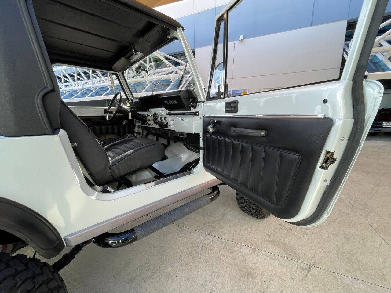 1986 Jeep CJ-7 29