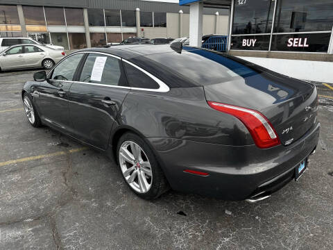 2016 Jaguar XJL Portfolio