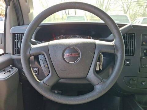 2026 GMC Savana 2500
