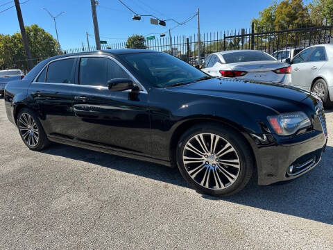 2012 Chrysler 300 S V6