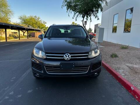 2012 Volkswagen Touareg for sale at Autodealz in Tempe AZ