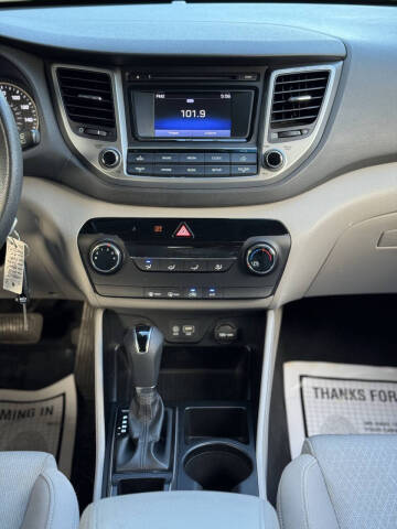 2016 Hyundai Tucson SE