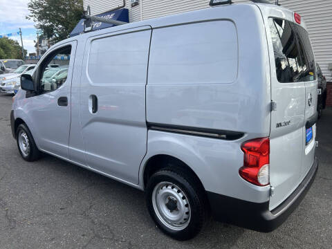 2014 Nissan NV200 S