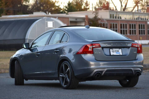 2016 Volvo S60 T5 Drive-E R-Design SE