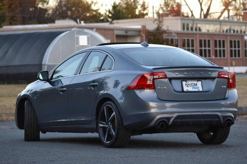 2016 Volvo S60 T5 Drive-E R-Design SE