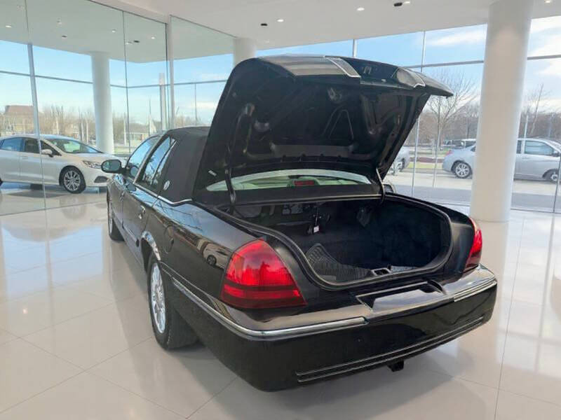 2010 Mercury Grand Marquis LS