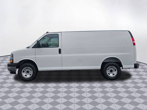 2025 Chevrolet Express 2500