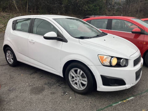 2016 Chevrolet Sonic LT Auto