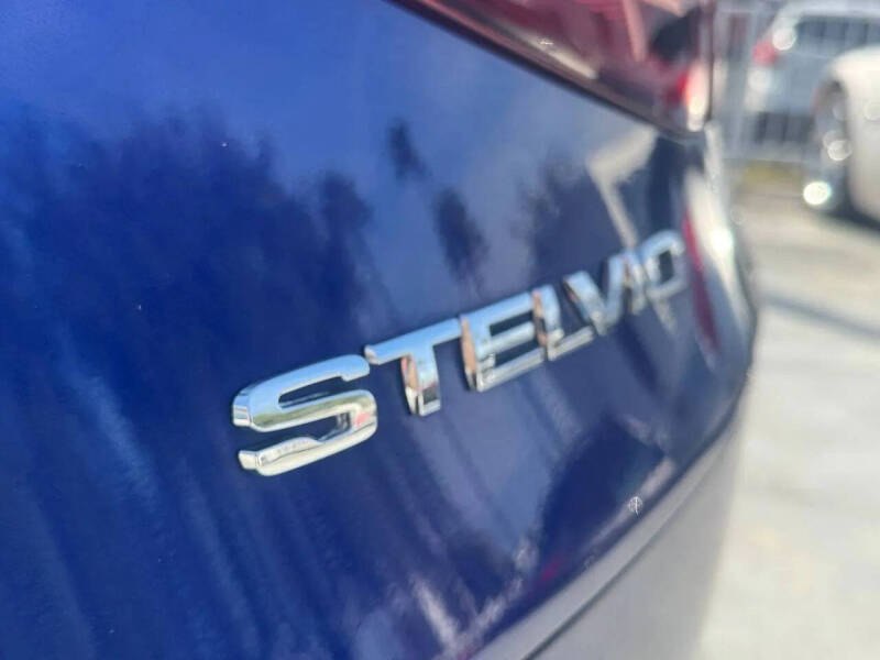 2022 Alfa Romeo Stelvio Sprint