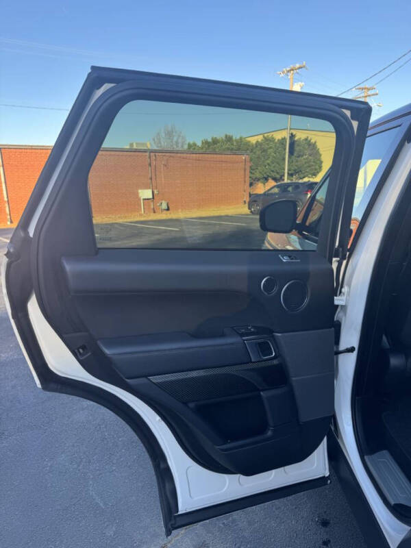 2021 Land Rover Range Rover Sport SVR