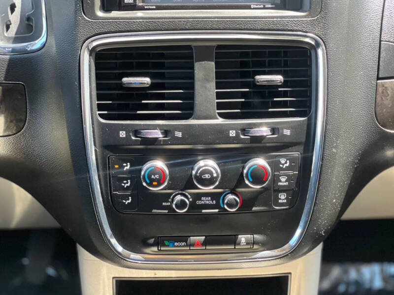 2016 Dodge Grand Caravan SXT