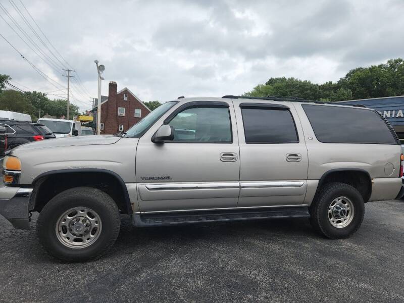 2004 GMC Yukon XL for sale at COLONIAL AUTO SALES in North Lima OH