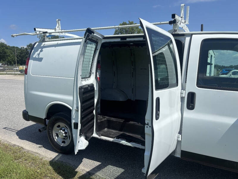 2017 Chevrolet Express 2500