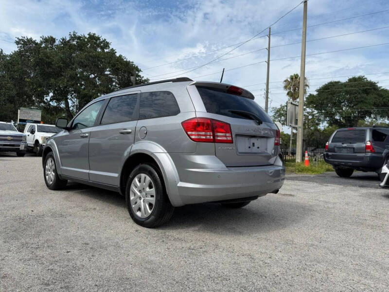 2020 Dodge Journey SE Value
