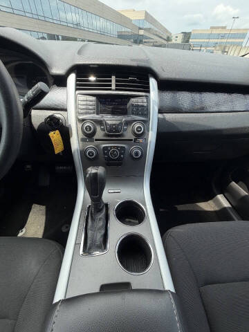 2013 Ford Edge SE