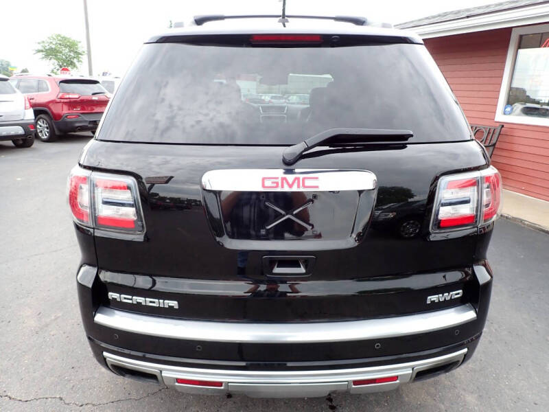 2016 GMC Acadia Denali