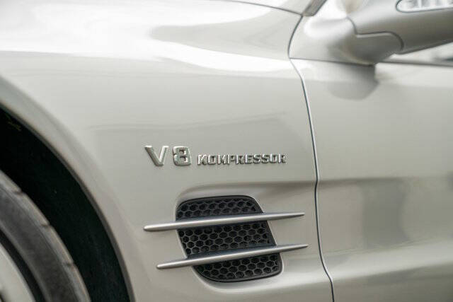 2003 Mercedes-Benz SL-Class 6