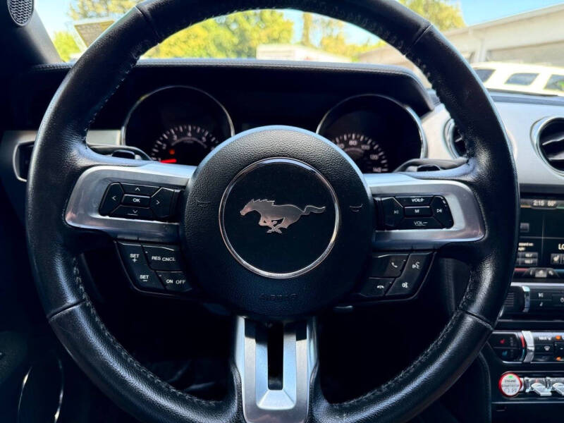 2015 Ford Mustang EcoBoost Premium