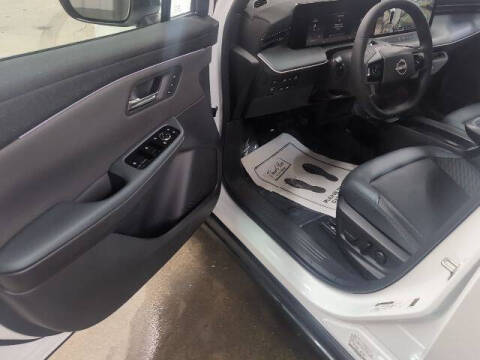 2026 Nissan LEAF Platinum+