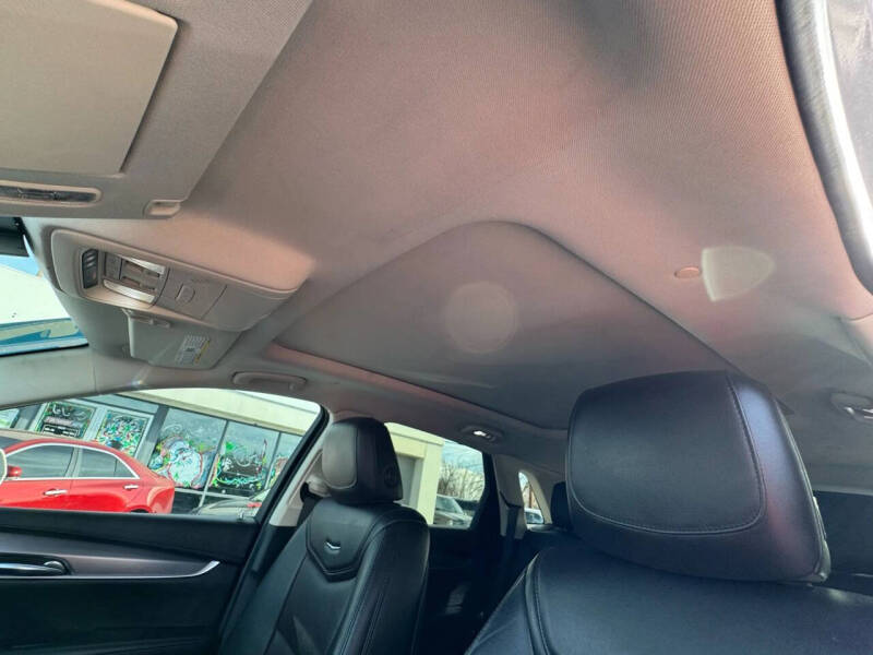 2017 Cadillac XT5 Premium Luxury