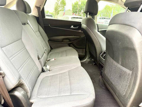 2017 Kia Sorento LX