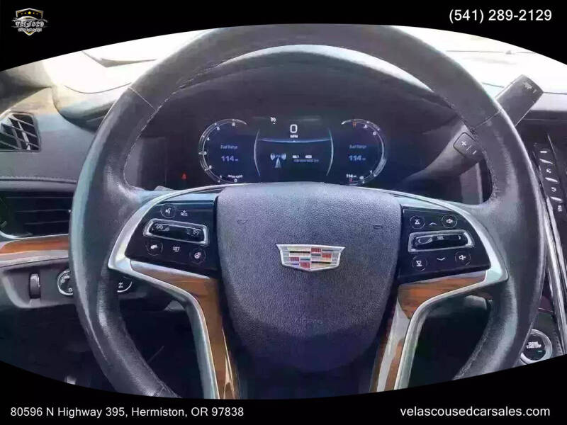 2017 Cadillac Escalade Standard