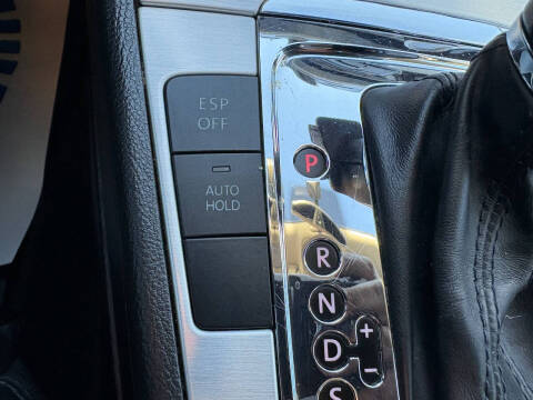 2011 Volkswagen CC Lux Plus