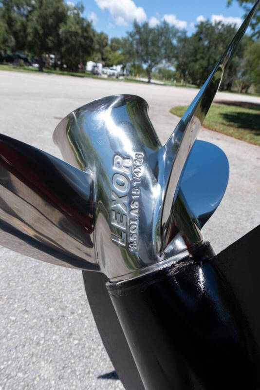 1994 Donzi Marine Classic 22