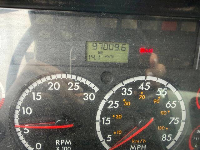 2011 Freightliner Business class M2
