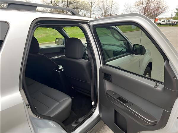 2011 Ford Escape XLT