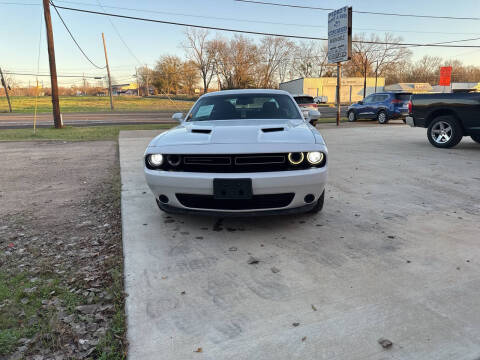 2019 Dodge Challenger for sale at MENDEZ AUTO SALES in Tyler TX