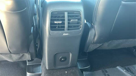 2025 Ford Escape Hybrid ST-Line