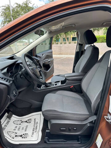 2017 Ford Escape SE
