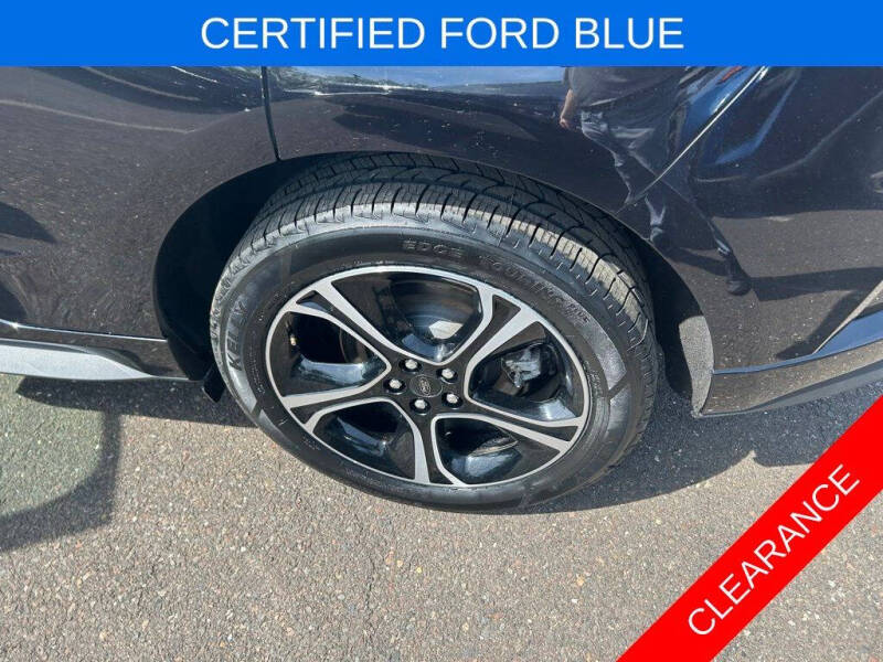 2022 Ford Edge ST