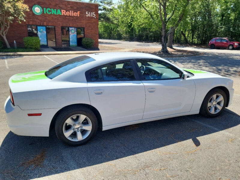 2013 Dodge Charger SE