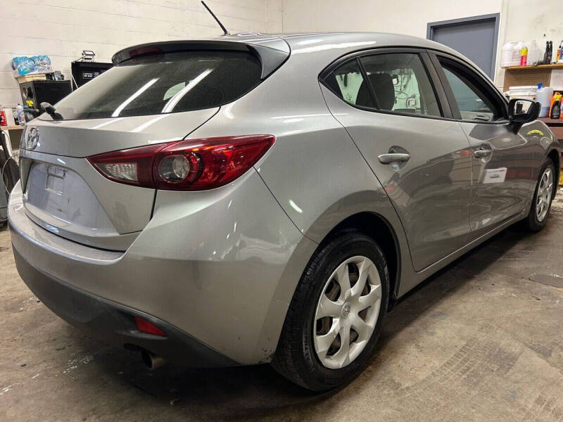 2015 Mazda MAZDA3 i Sport