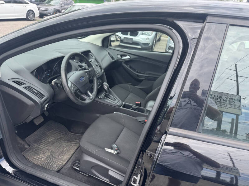 2017 Ford Focus SE