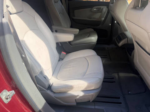 2010 Chevrolet Traverse LT