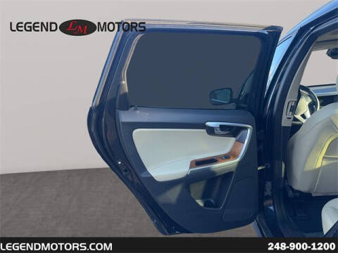 2017 Volvo XC60 T5 Inscription