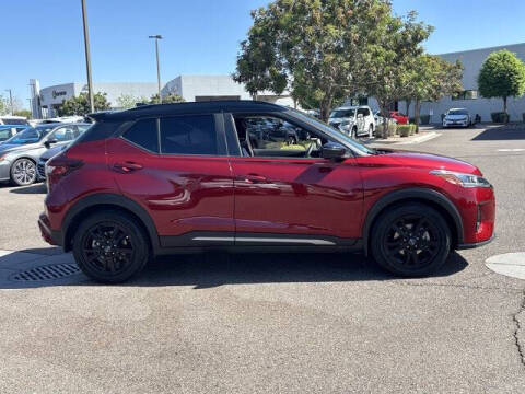 2023 Nissan Kicks SR
