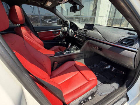 2017 BMW 3 Series 330e iPerformance