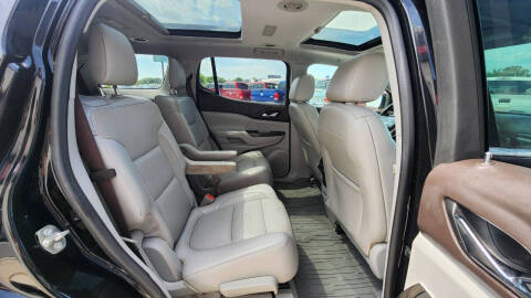 2017 GMC Acadia SLT-1