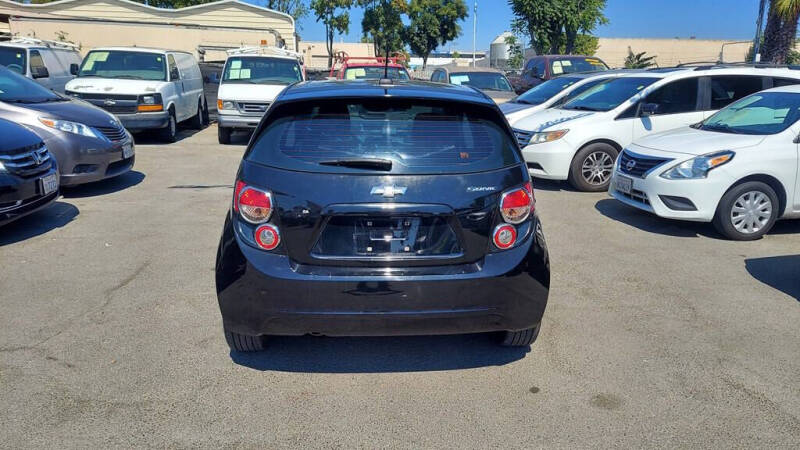 2016 Chevrolet Sonic LS Auto