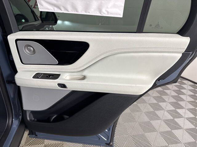 2025 Lincoln Aviator Black Label