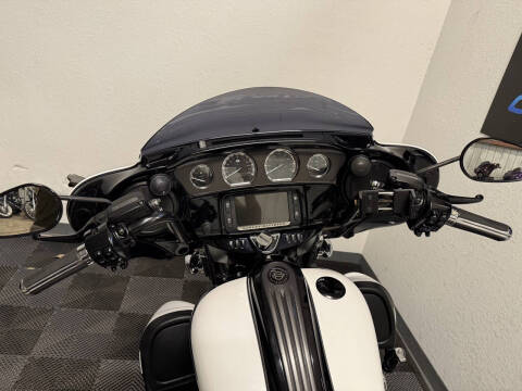 2016 Harley-Davidson STREET GLIDE CV